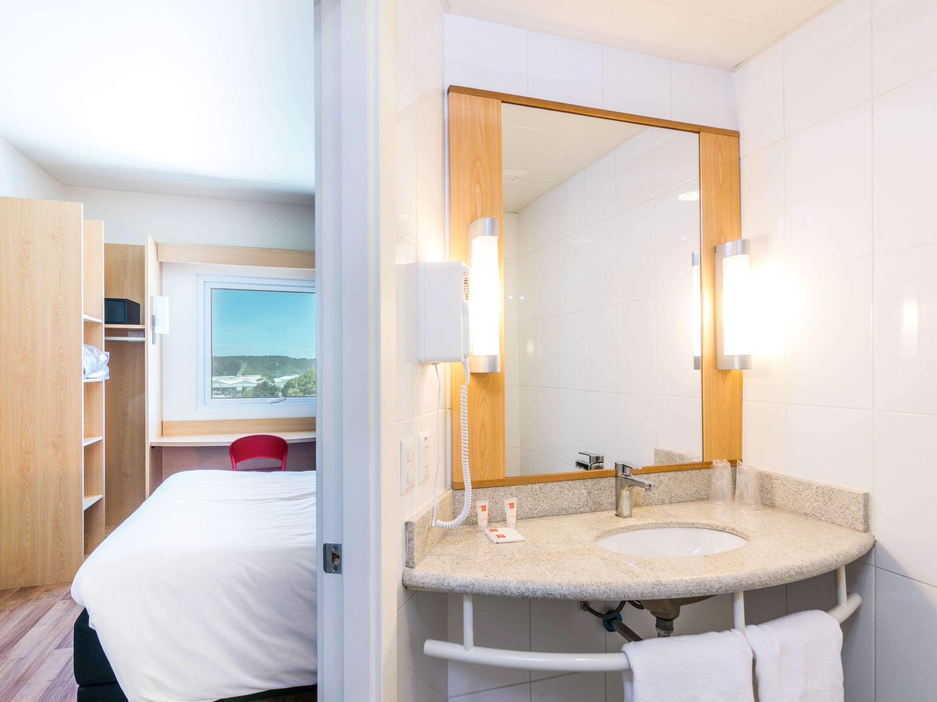 Hotel ibis Puerto Montt Esterno foto