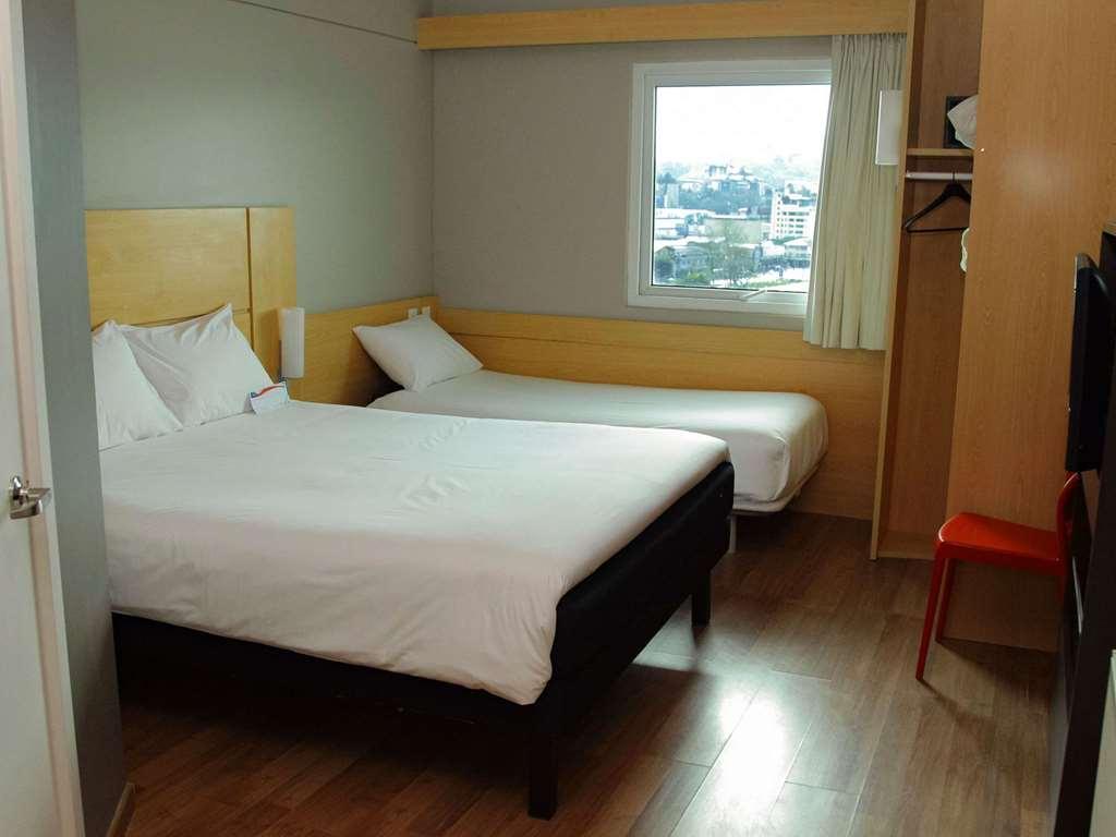 Hotel ibis Puerto Montt Camera foto